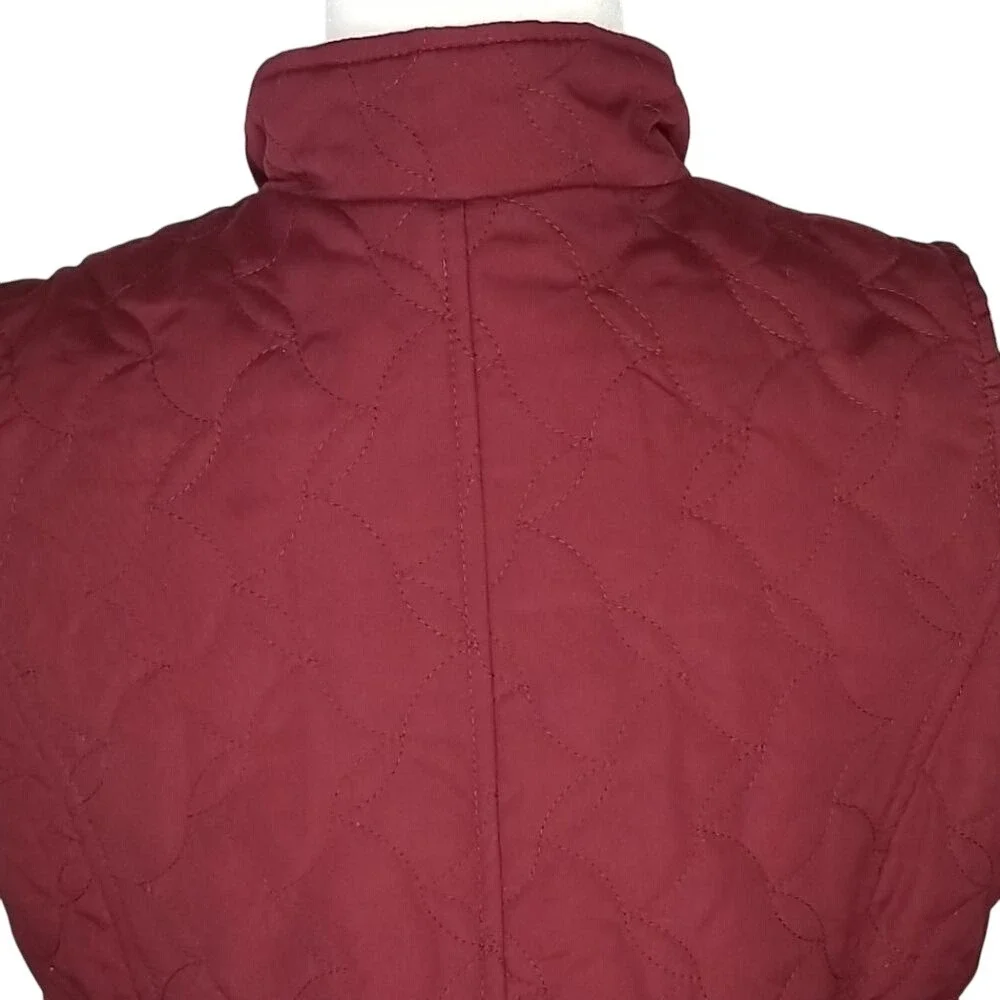 Christopher & Banks Burgundy Quilted‎ V…